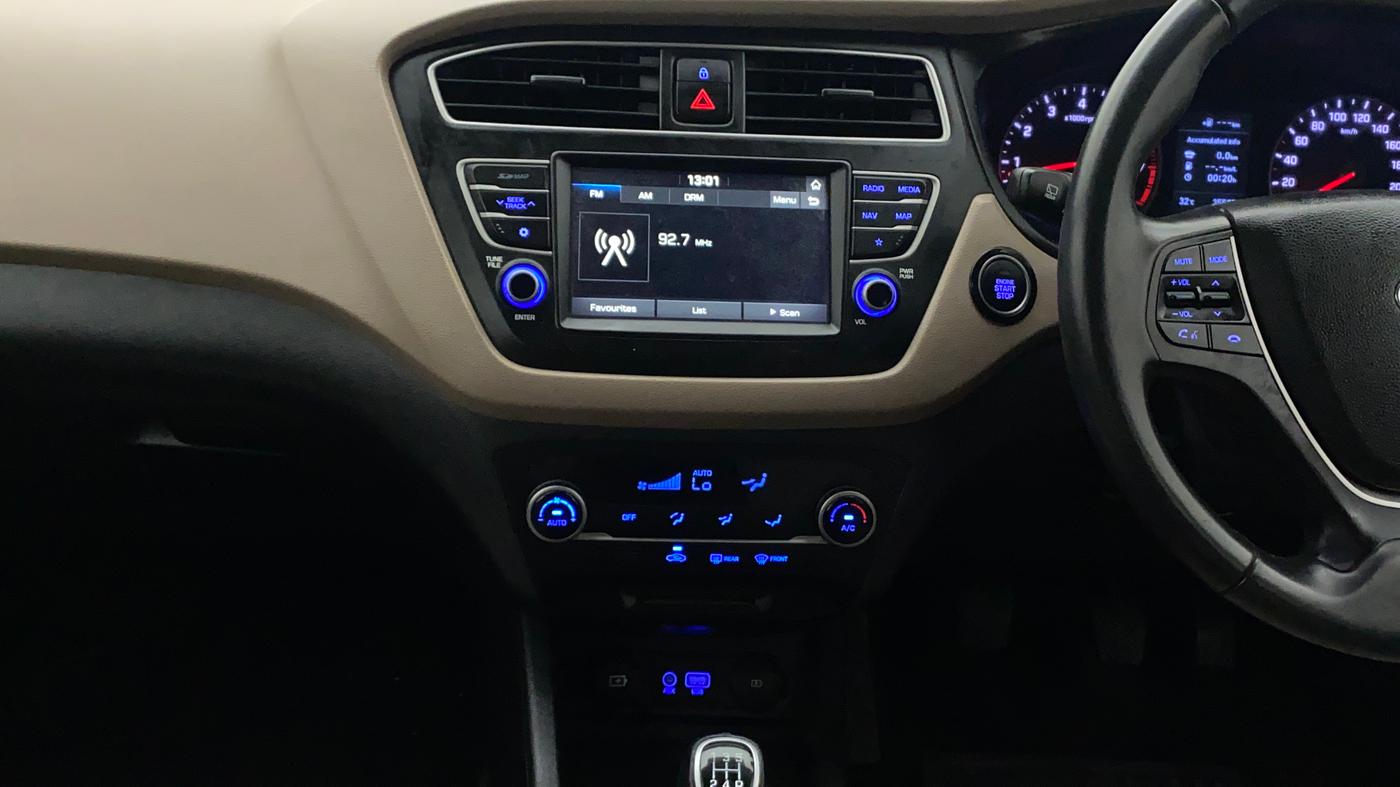 2019 Hyundai Elite i20 ASTA 1.2 (O), Petrol, Manual, 35,585 km, Air Conditioner