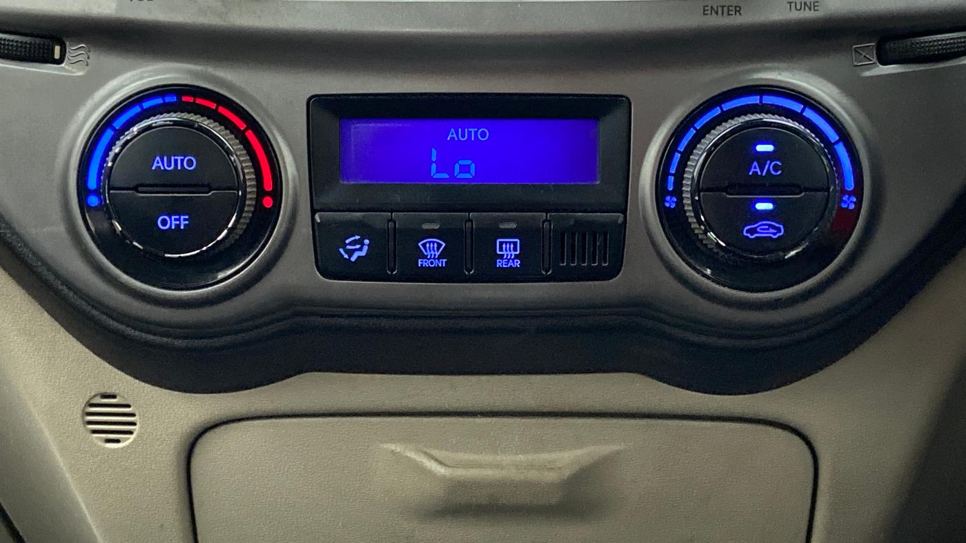 2013 Hyundai i20 SPORTZ 1.4 CRDI, Diesel, Manual, 78,608 km, Automatic Climate Control