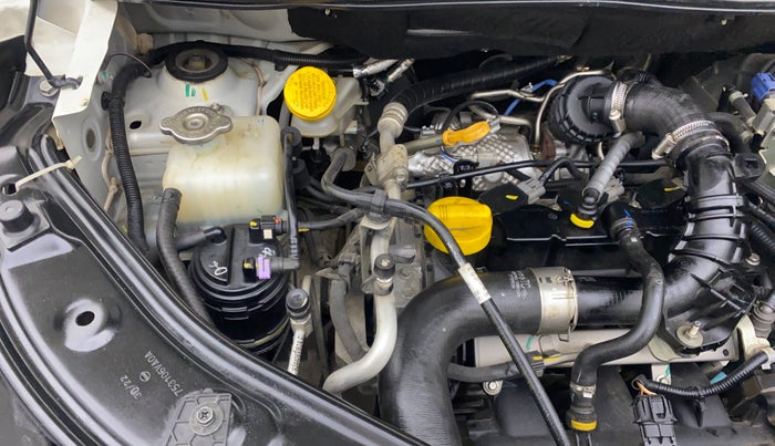 2022 Nissan MAGNITE XV TURBO CVT, Petrol, Automatic, 20,991 km, Engine View - Right