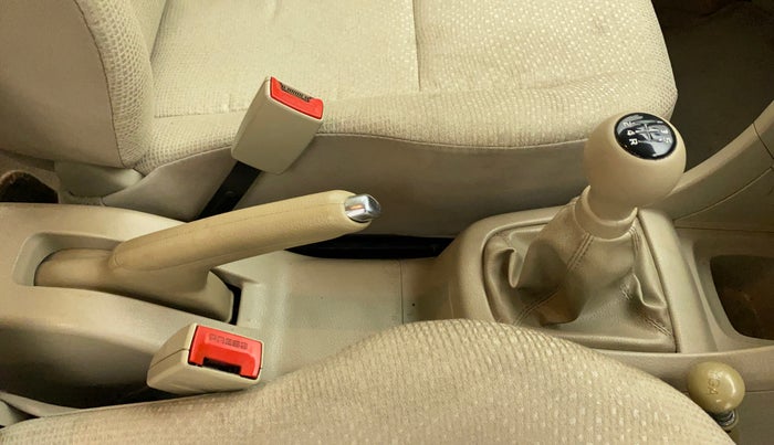 2014 Maruti Swift Dzire VXI, Petrol, Manual, 85,777 km, Gear Lever