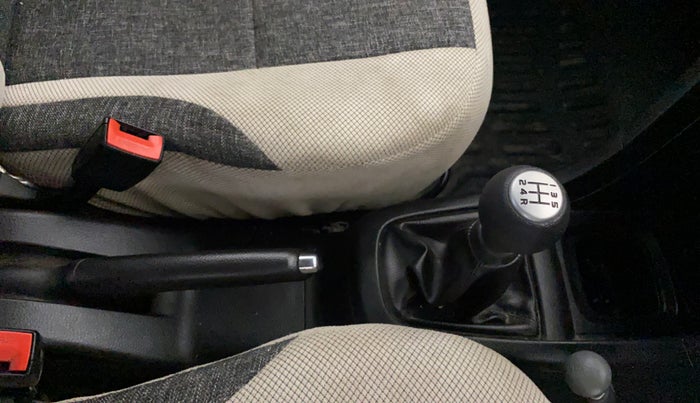 2012 Maruti Swift VXI, Petrol, Manual, 75,812 km, Gear Lever