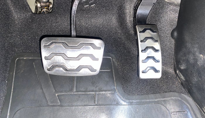 2021 Hyundai VENUE SX PLUS 1.0 TURBO DCT DUAL TONE, Petrol, Automatic, 53,489 km, Pedals