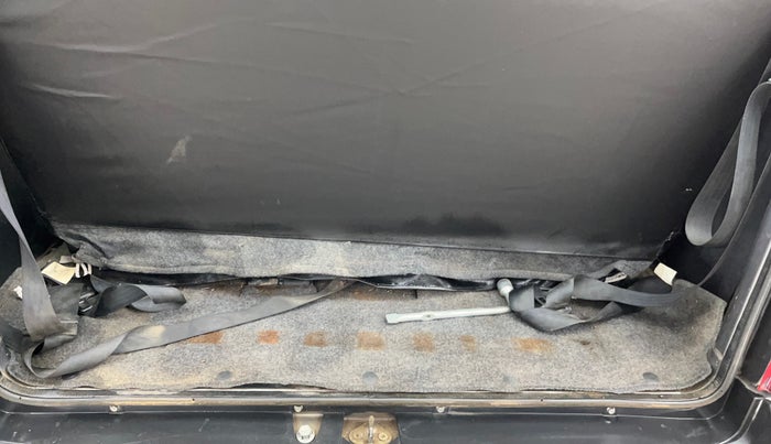 2023 Maruti Eeco 7 STR STD 1.2, CNG, Manual, 1,25,302 km, Boot Inside