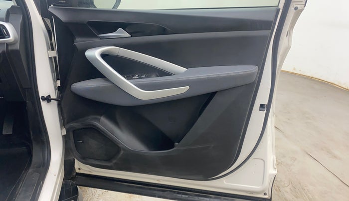 2020 MG HECTOR SHARP 2.0 DIESEL, Diesel, Manual, 64,147 km, Driver Side Door Panels Control