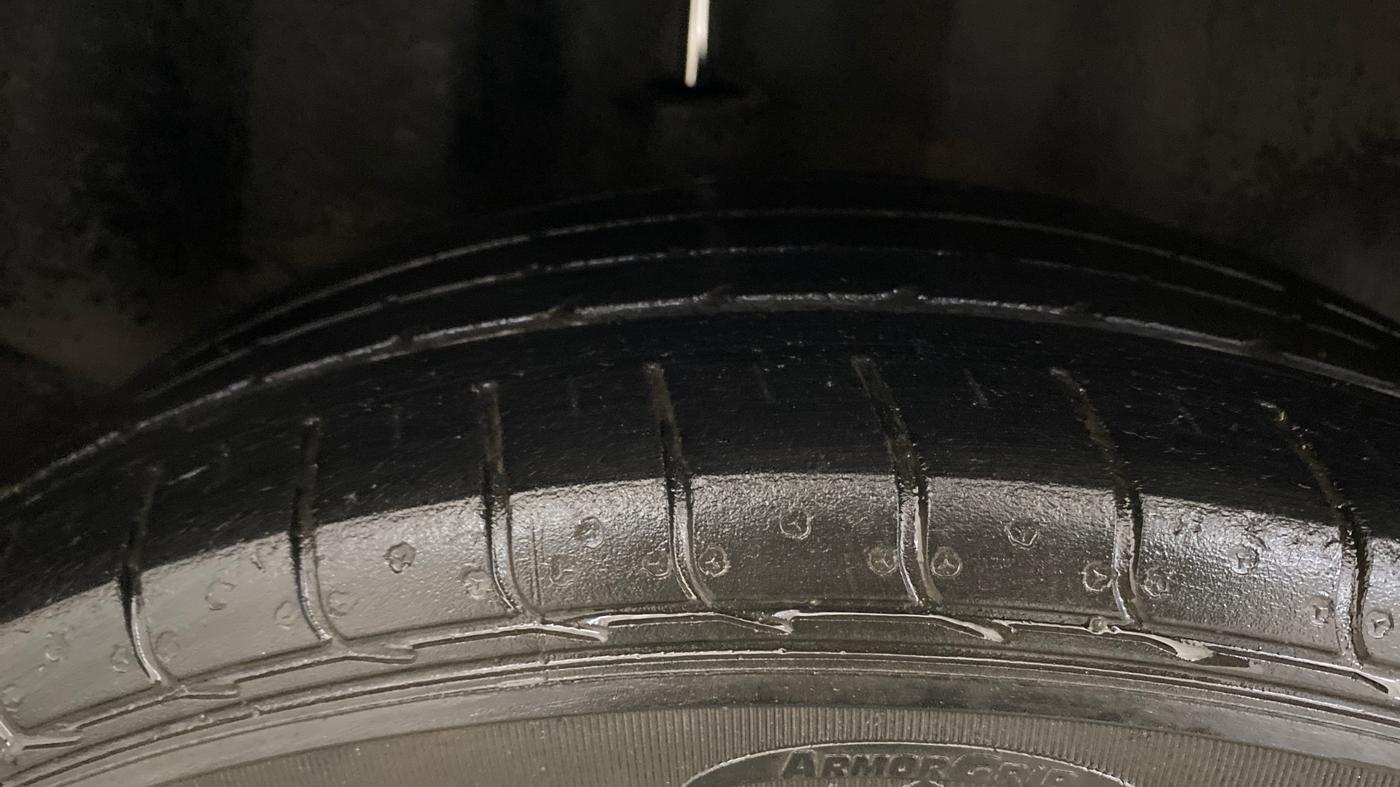 2018 Volkswagen Ameo HIGHLINE PLUS 1.5L AT 16 ALLOY, Diesel, Automatic, 56,129 km, Right Rear Tyre Tread