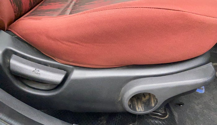 2013 Hyundai Grand i10 ASTA 1.2 KAPPA VTVT, Petrol, Manual, 27,208 km, Driver Side Adjustment Panel