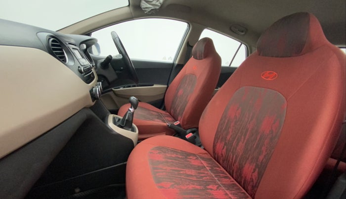 2013 Hyundai Grand i10 ASTA 1.2 KAPPA VTVT, Petrol, Manual, 27,208 km, Right Side Front Door Cabin