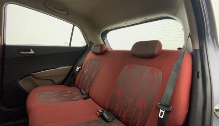 2013 Hyundai Grand i10 ASTA 1.2 KAPPA VTVT, Petrol, Manual, 27,208 km, Right Side Rear Door Cabin