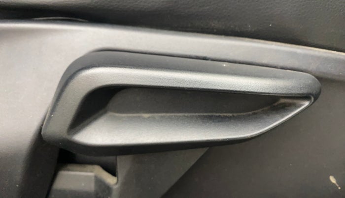 2022 Tata Tiago XTA PETROL, Petrol, Automatic, 31,199 km, Driver Side Adjustment Panel