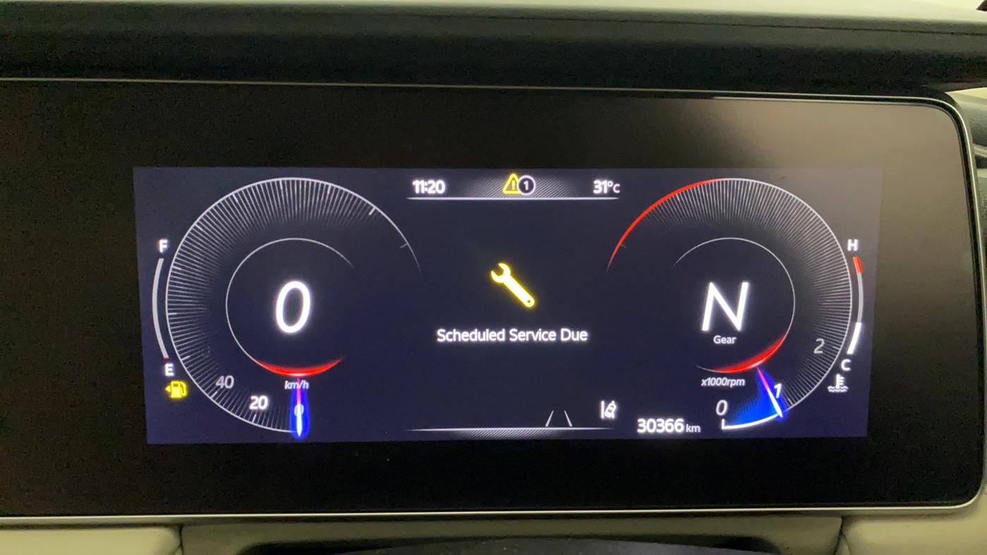 2023 Mahindra XUV700 AX 7 P MT 7 STR, Petrol, Manual, 30,344 km, Odometer Image