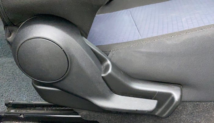 2020 Maruti Baleno DELTA 1.2 K12, Petrol, Manual, 20,348 km, Driver Side Adjustment Panel