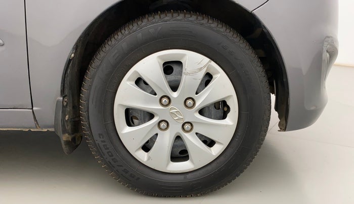 2012 Hyundai i10 SPORTZ 1.2 AT, Petrol, Automatic, 68,948 km, Right Front Wheel