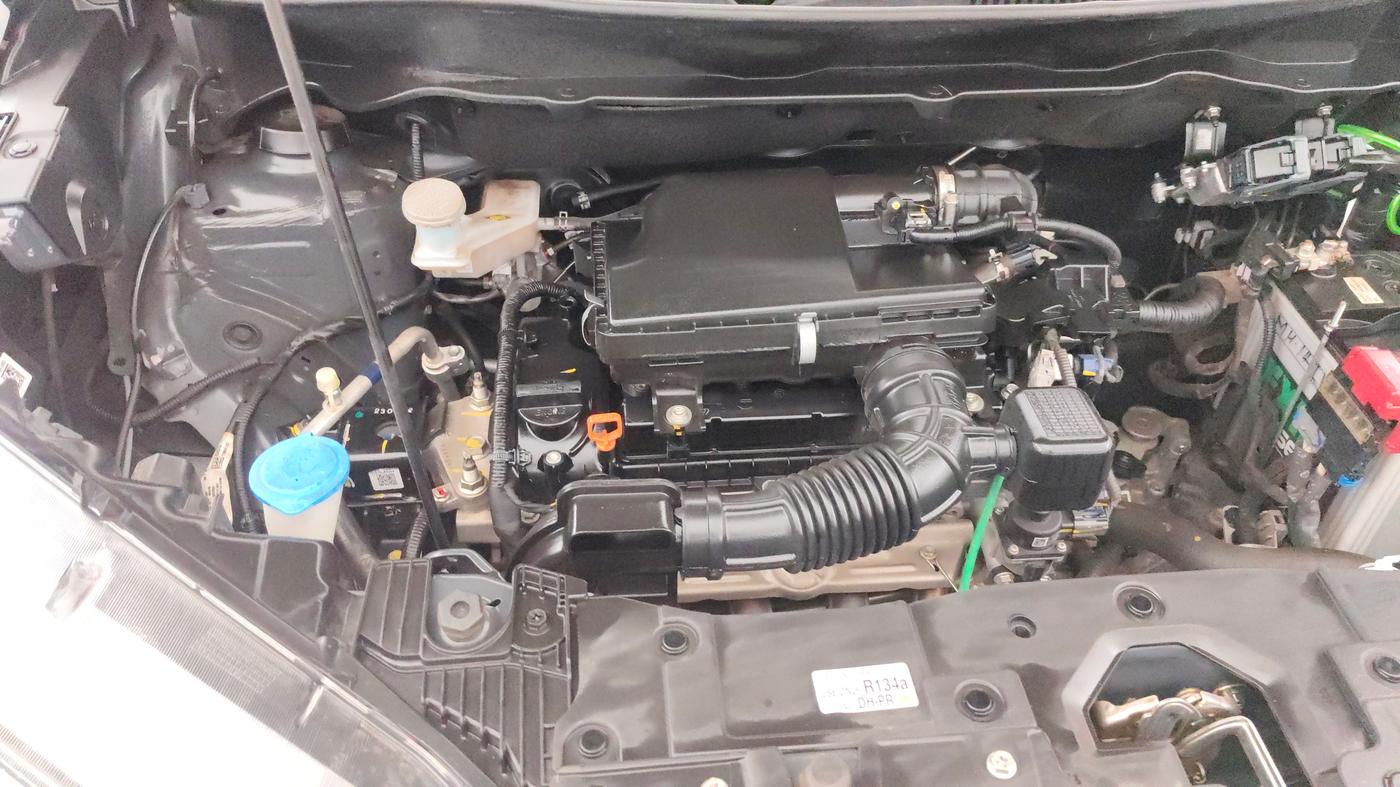 2024 Maruti XL6 ZETA MT, Petrol, Manual, 9,921 km, Engine View - Right