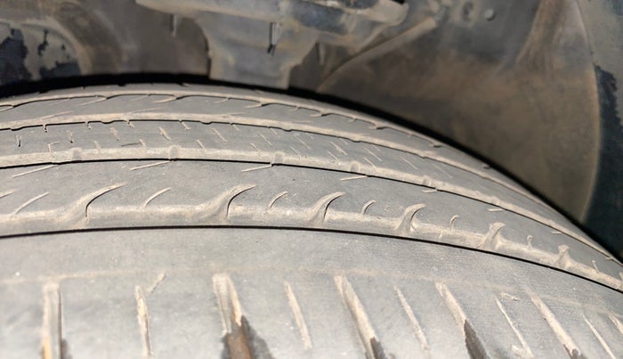 2018 Hyundai Creta SX PLUS AT 1.6 PETROL, Petrol, Automatic, 41,987 km, Left Front Tyre Tread
