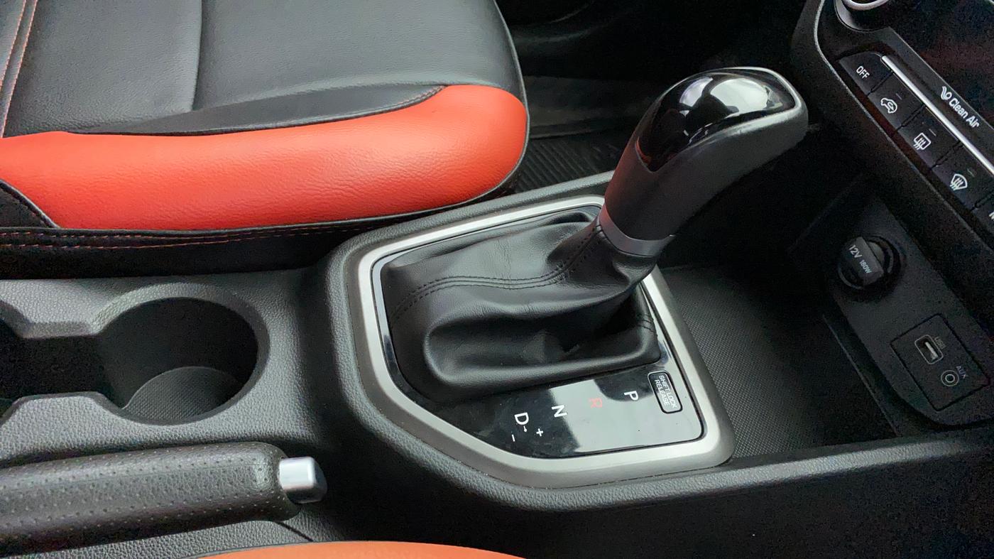 2018 Hyundai Creta SX PLUS AT 1.6 PETROL, Petrol, Automatic, 41,987 km, Gear Lever