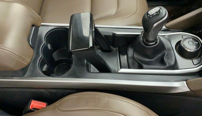 2019 Tata Harrier XZ 2.0L, Diesel, Manual, 91,622 km, Gear Lever