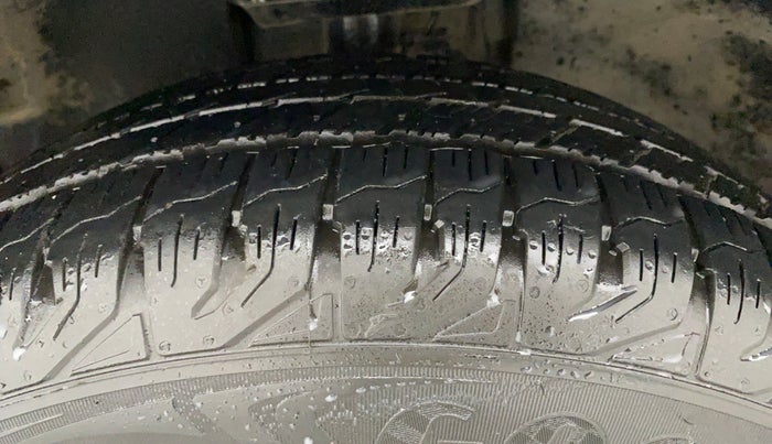 2019 Tata Harrier XZ 2.0L, Diesel, Manual, 91,622 km, Left Front Tyre Tread