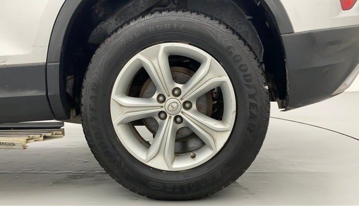 2019 Tata Harrier XZ 2.0L, Diesel, Manual, 91,622 km, Left Rear Wheel