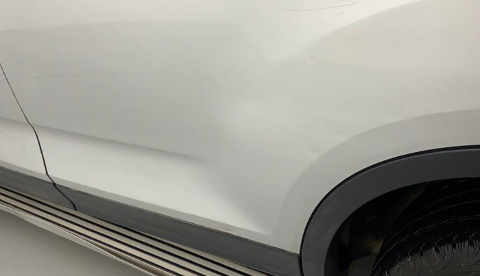 2019 Tata Harrier XZ 2.0L, Diesel, Manual, 91,622 km, Rear left door - Slightly dented
