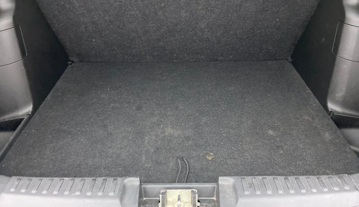 2022 Maruti BREZZA VXI SMART HYBRID, Petrol, Manual, 27,372 km, Boot Inside