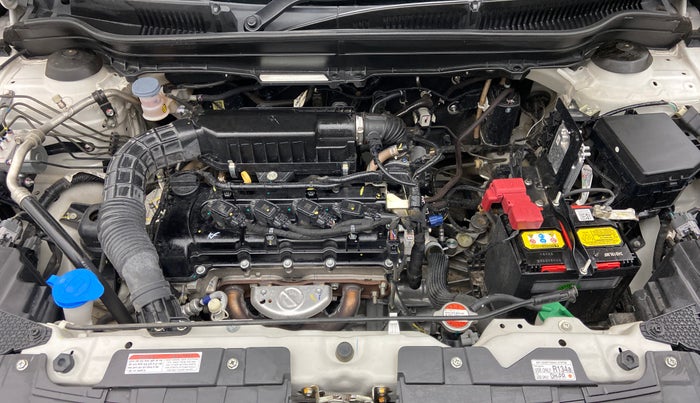 2022 Maruti BREZZA VXI SMART HYBRID, Petrol, Manual, 27,372 km, Open Bonet