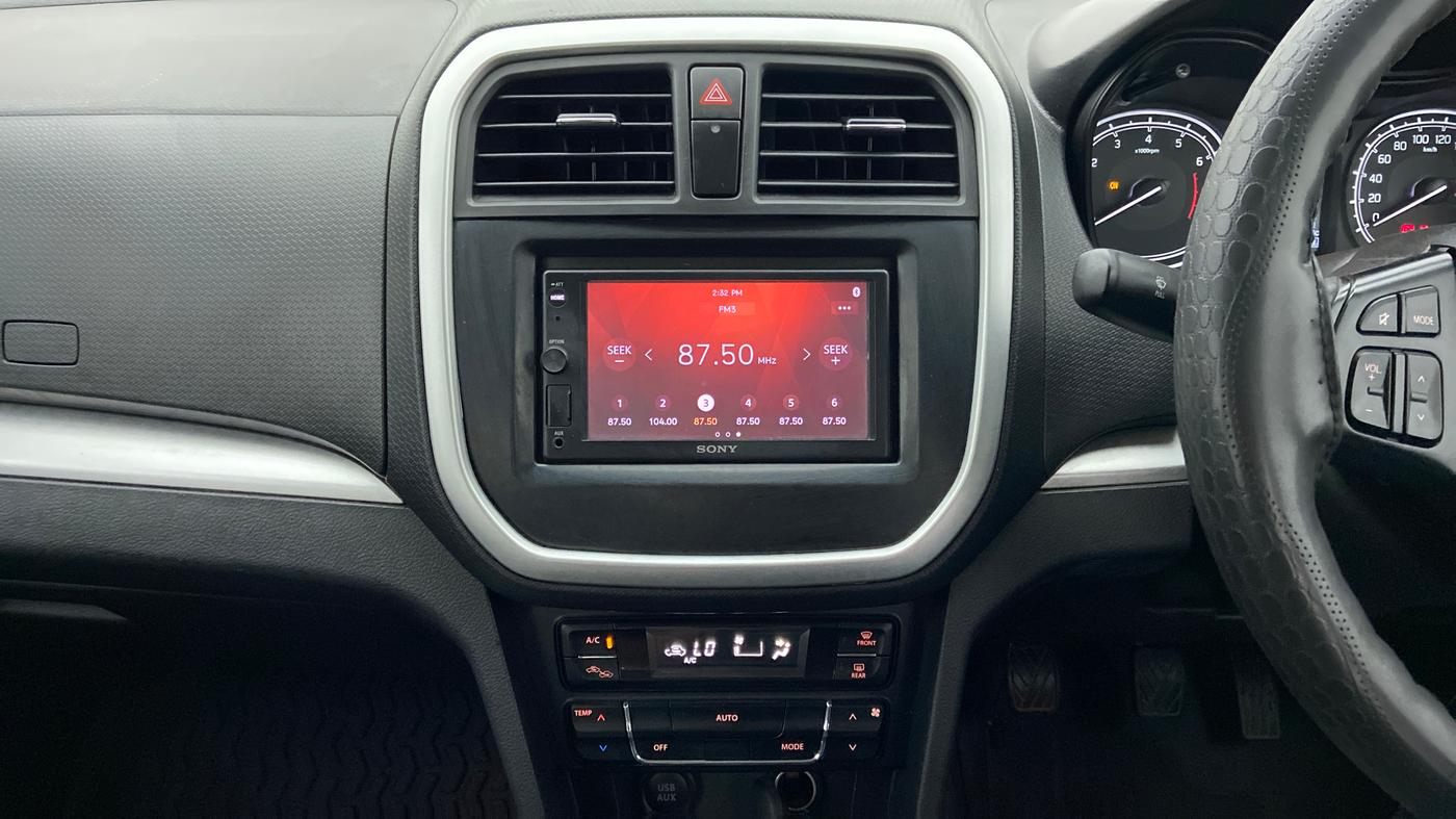 2022 Maruti BREZZA VXI SMART HYBRID, Petrol, Manual, 27,372 km, Air Conditioner