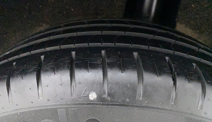 2018 Maruti Baleno ZETA PETROL 1.2, Petrol, Manual, 34,939 km, Left Rear Tyre Tread