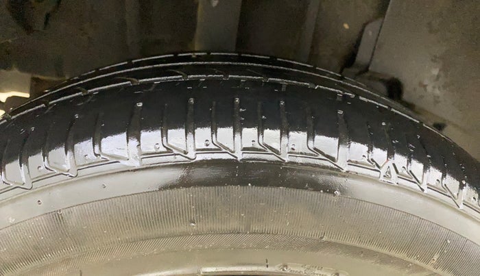 2022 Tata TIGOR XZ PLUS CNG, CNG, Manual, 48,073 km, Right Rear Tyre Tread