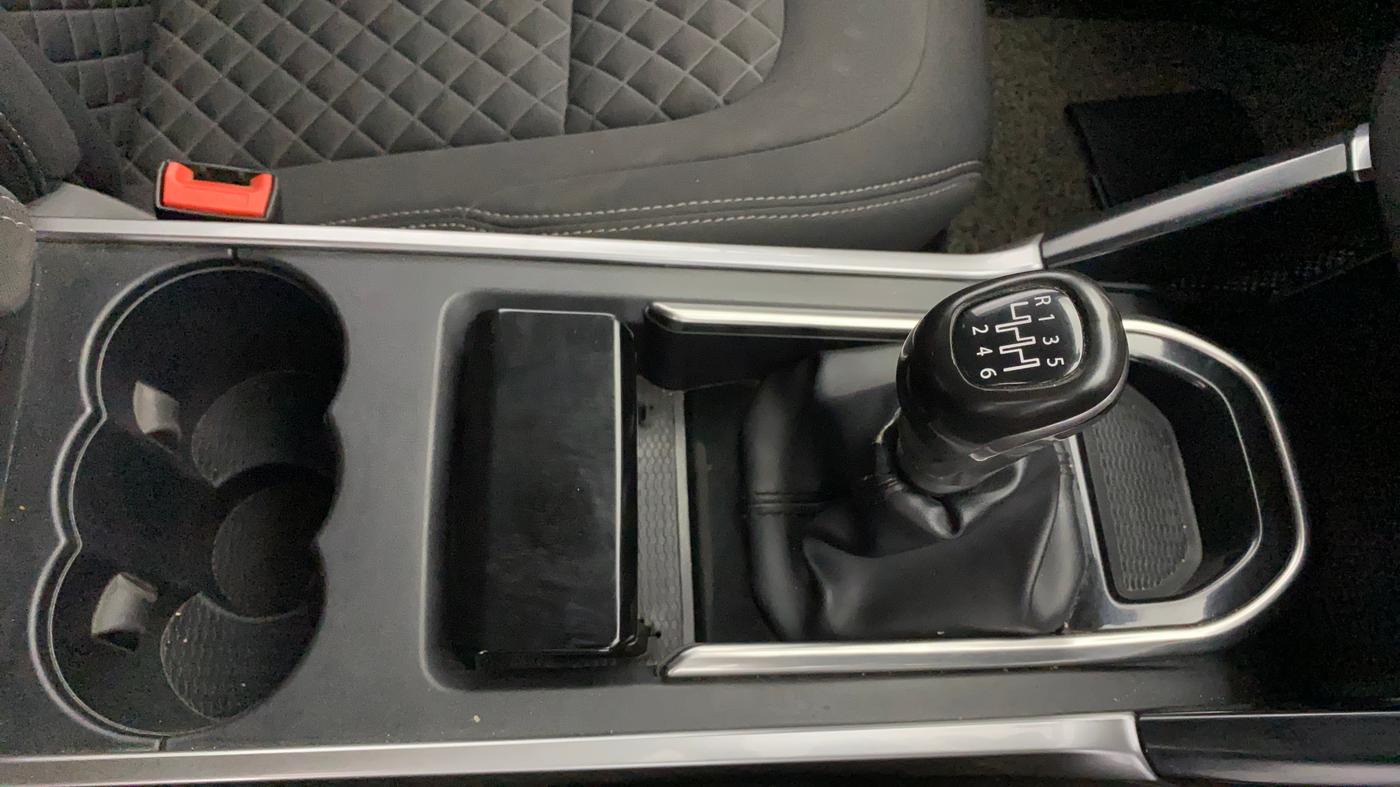 2022 Tata Harrier XT 2.0L KRYOTEC, Diesel, Manual, 89,944 km, Gear Lever