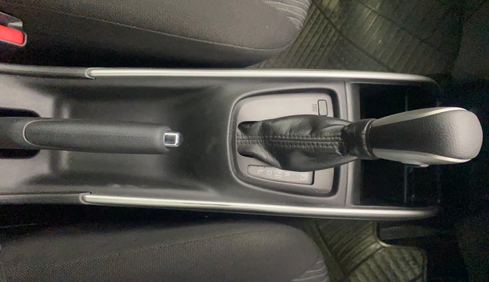 2017 Maruti Baleno ZETA CVT PETROL 1.2, Petrol, Automatic, 26,921 km, Gear Lever