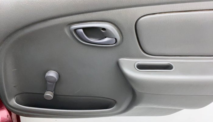 2009 Maruti Alto LXI, Petrol, Manual, 77,299 km, Driver Side Door Panels Control