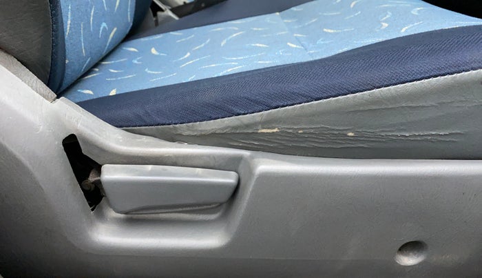 2009 Maruti Alto LXI, Petrol, Manual, 77,299 km, Driver Side Adjustment Panel