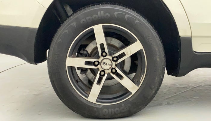 2019 Mahindra MARAZZO M2 8 STR, Diesel, Manual, 81,463 km, Right Rear Wheel