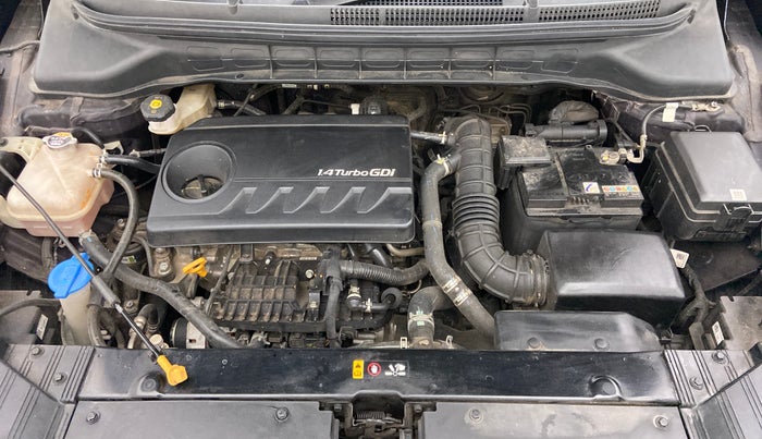 2022 KIA CARENS LUXURY 1.4 PETROL 7 STR, Petrol, Manual, 33,506 km, Open Bonet