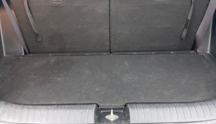 2022 KIA CARENS LUXURY 1.4 PETROL 7 STR, Petrol, Manual, 33,506 km, Boot Inside