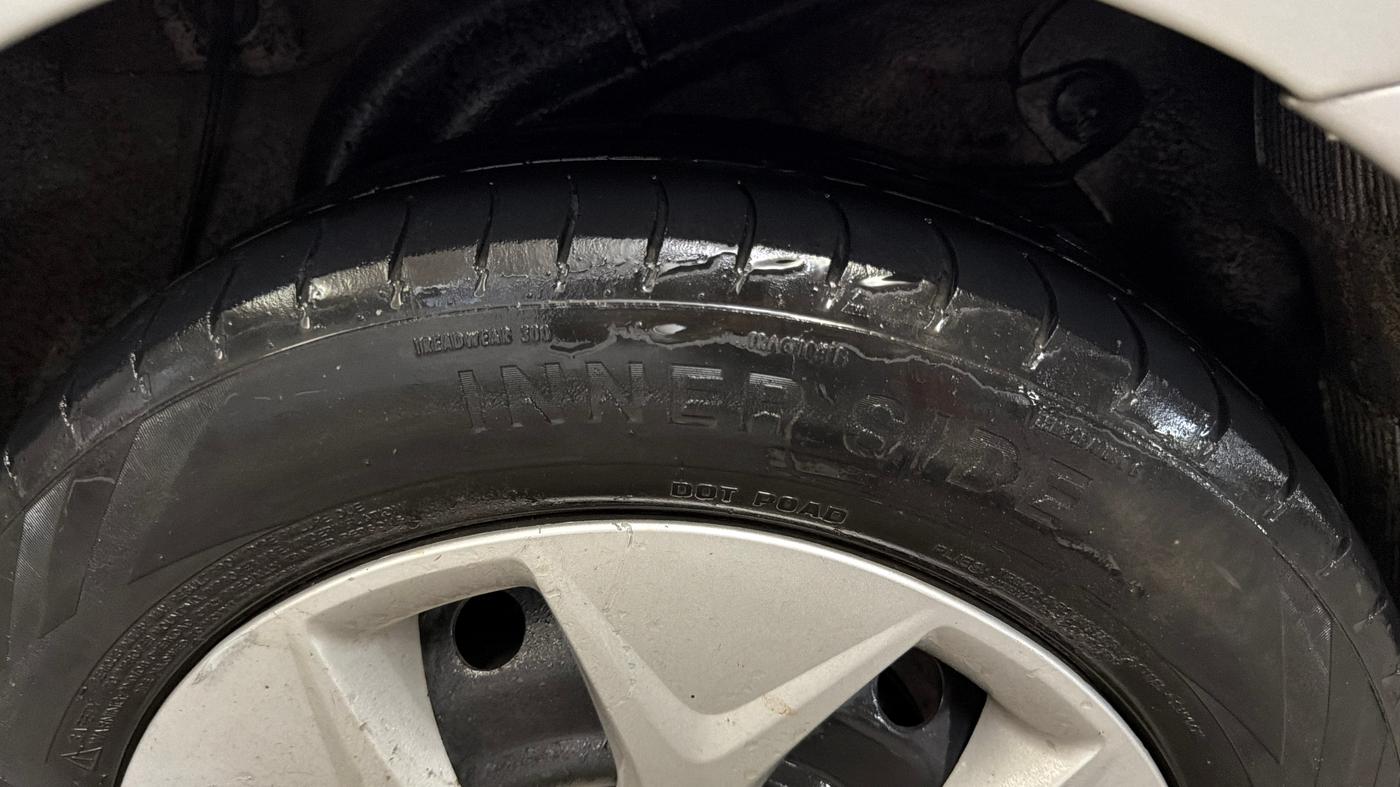 2016 Hyundai Verna 1.6 VTVT S, Petrol, Manual, 76,832 km, Left Rear Tyre Tread