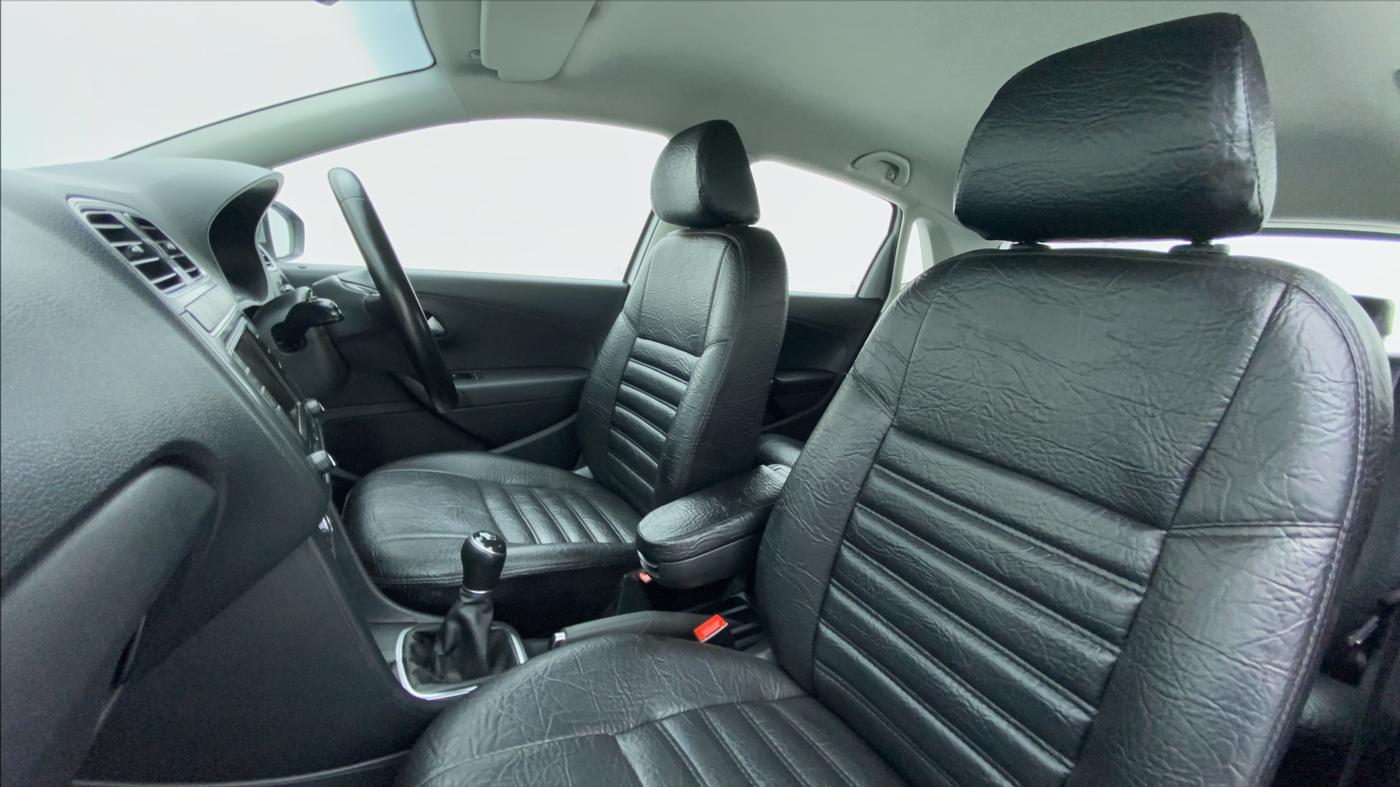 2018 Volkswagen Polo HIGHLINE PLUS 1.5L DIESEL, Diesel, Manual, 61,310 km, Right Side Front Door Cabin