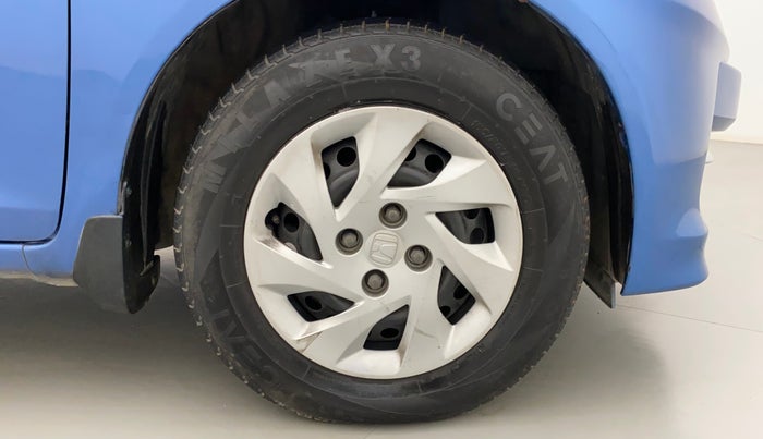 2013 Honda Amaze 1.5L I-DTEC S, Diesel, Manual, 40,880 km, Right Front Wheel