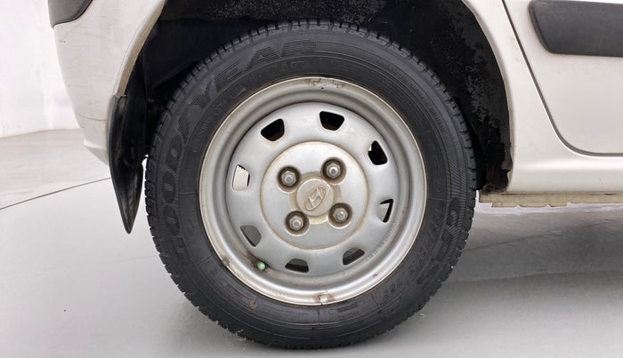 2013 Hyundai Santro Xing GL PLUS, Petrol, Manual, 26,800 km, Right Rear Wheel