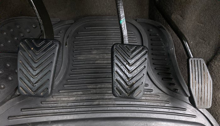 2013 Hyundai Santro Xing GL PLUS, Petrol, Manual, 26,800 km, Pedals