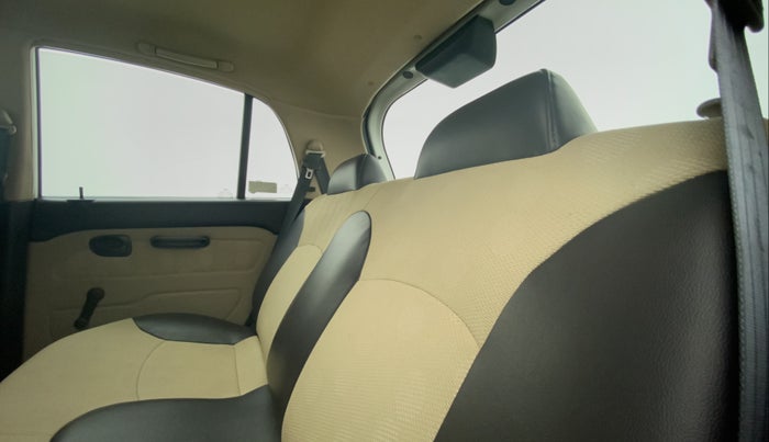 2013 Hyundai Santro Xing GL PLUS, Petrol, Manual, 26,800 km, Right Side Rear Door Cabin