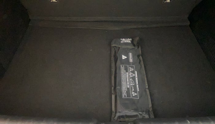 2020 KIA SONET GTX PLUS 1.5 AT, Diesel, Automatic, 56,974 km, Boot Inside