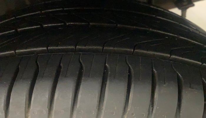 2020 KIA SONET GTX PLUS 1.5 AT, Diesel, Automatic, 56,974 km, Left Rear Tyre Tread