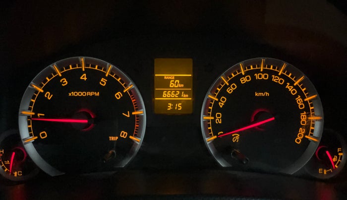 2015 Maruti Swift Dzire VXI, Petrol, Manual, 66,613 km, Odometer Image