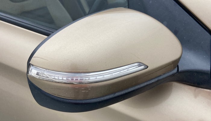 2014 Hyundai Elite i20 ASTA 1.2, Petrol, Manual, 93,873 km, Right rear-view mirror - Indicator light has minor damage