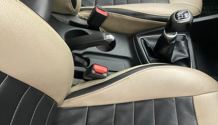 2014 Hyundai Elite i20 ASTA 1.2, Petrol, Manual, 93,873 km, Gear Lever