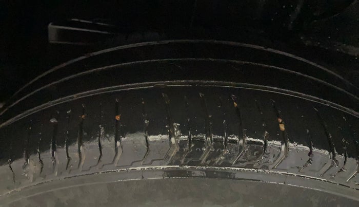 2022 Tata PUNCH ADVENTURE MT, Petrol, Manual, 31,956 km, Right Rear Tyre Tread