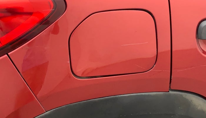 2018 Renault Kwid RXT 1.0 AMT (O), Petrol, Automatic, 1,00,669 km, Right quarter panel - Minor scratches