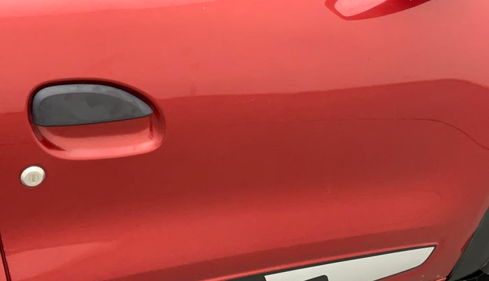 2018 Renault Kwid RXT 1.0 AMT (O), Petrol, Automatic, 1,00,669 km, Driver-side door - Minor scratches