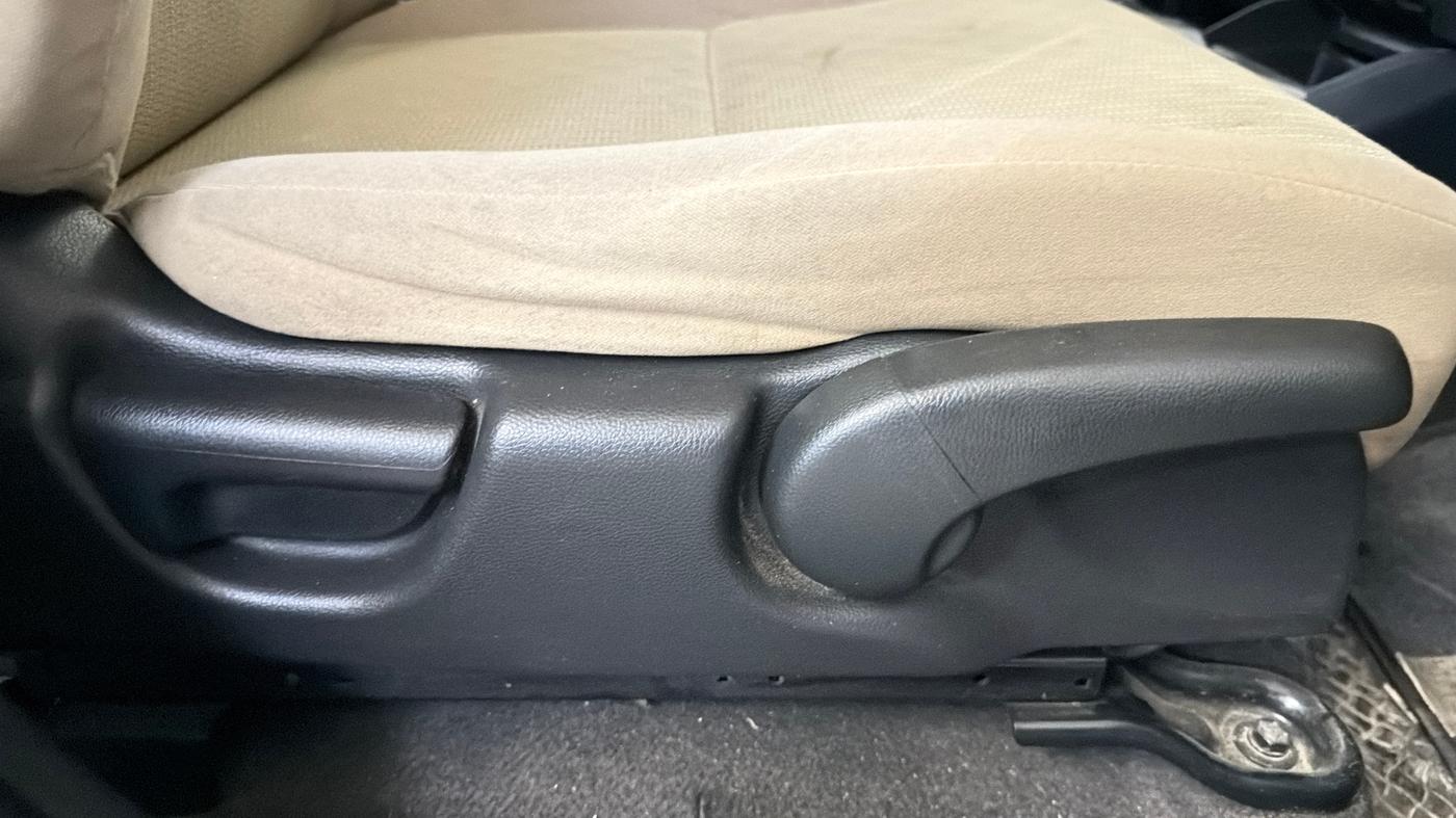 2018 Honda Jazz 1.2L I-VTEC V AT, Petrol, Automatic, 38,884 km, Driver Side Adjustment Panel